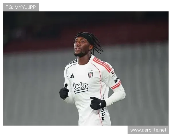 亚伯拉罕或重返维拉消息前锋盖桑有望租借转战贝西克塔斯球队动向